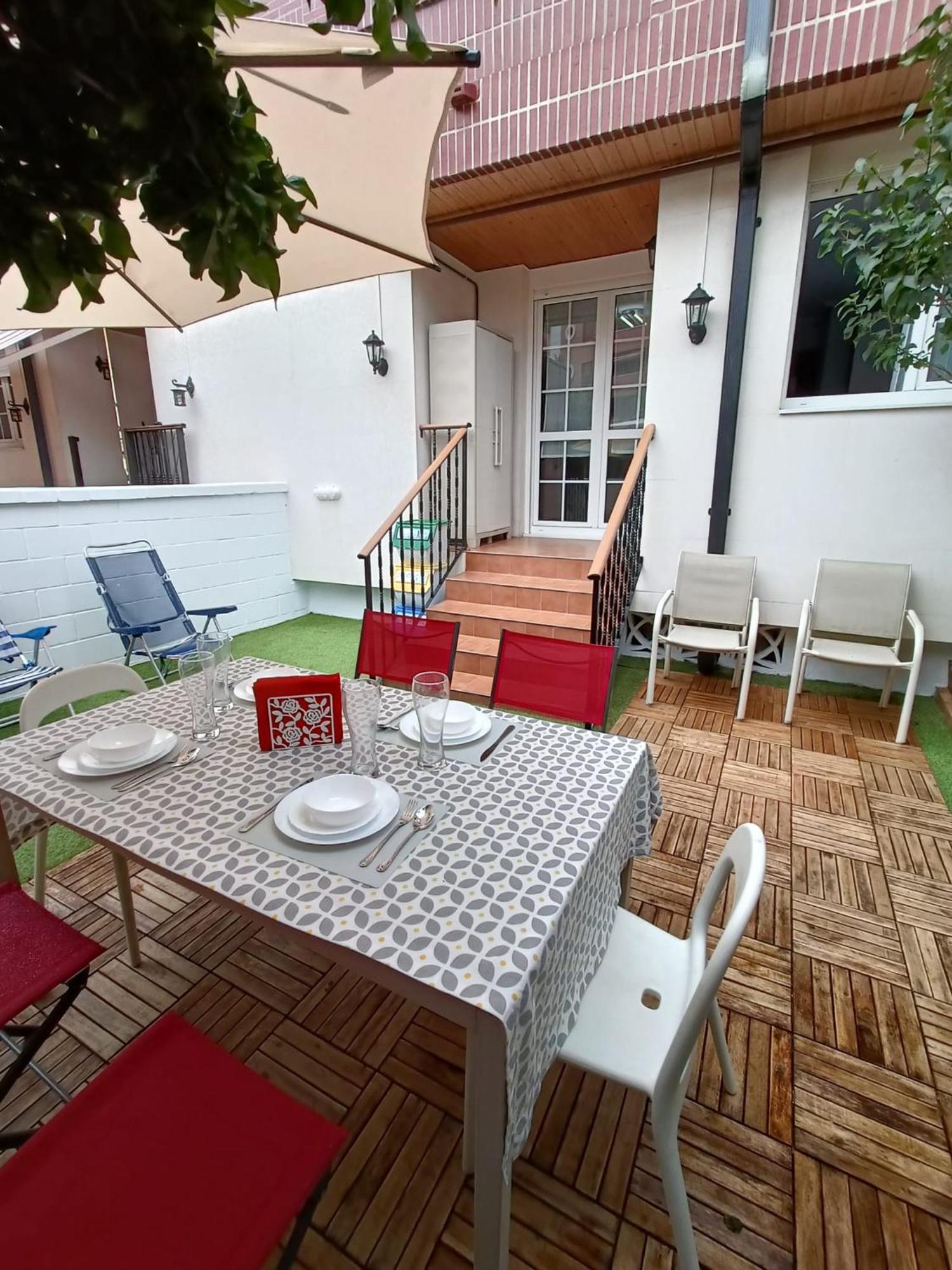 Paraiso Soleado: Piso Con Terraza, Piscina Y Garaje A 5 Min De Playa Castro Urdiales Exterior photo